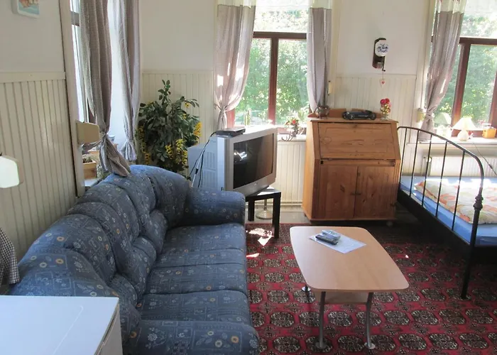 Werner Nagel 招待所 *