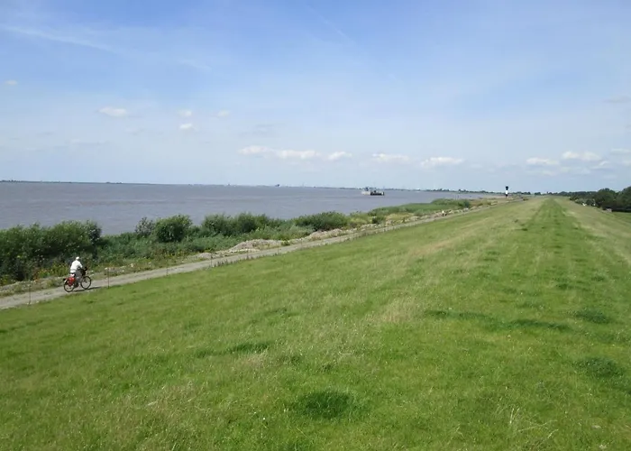 招待所 Werner Nagel *